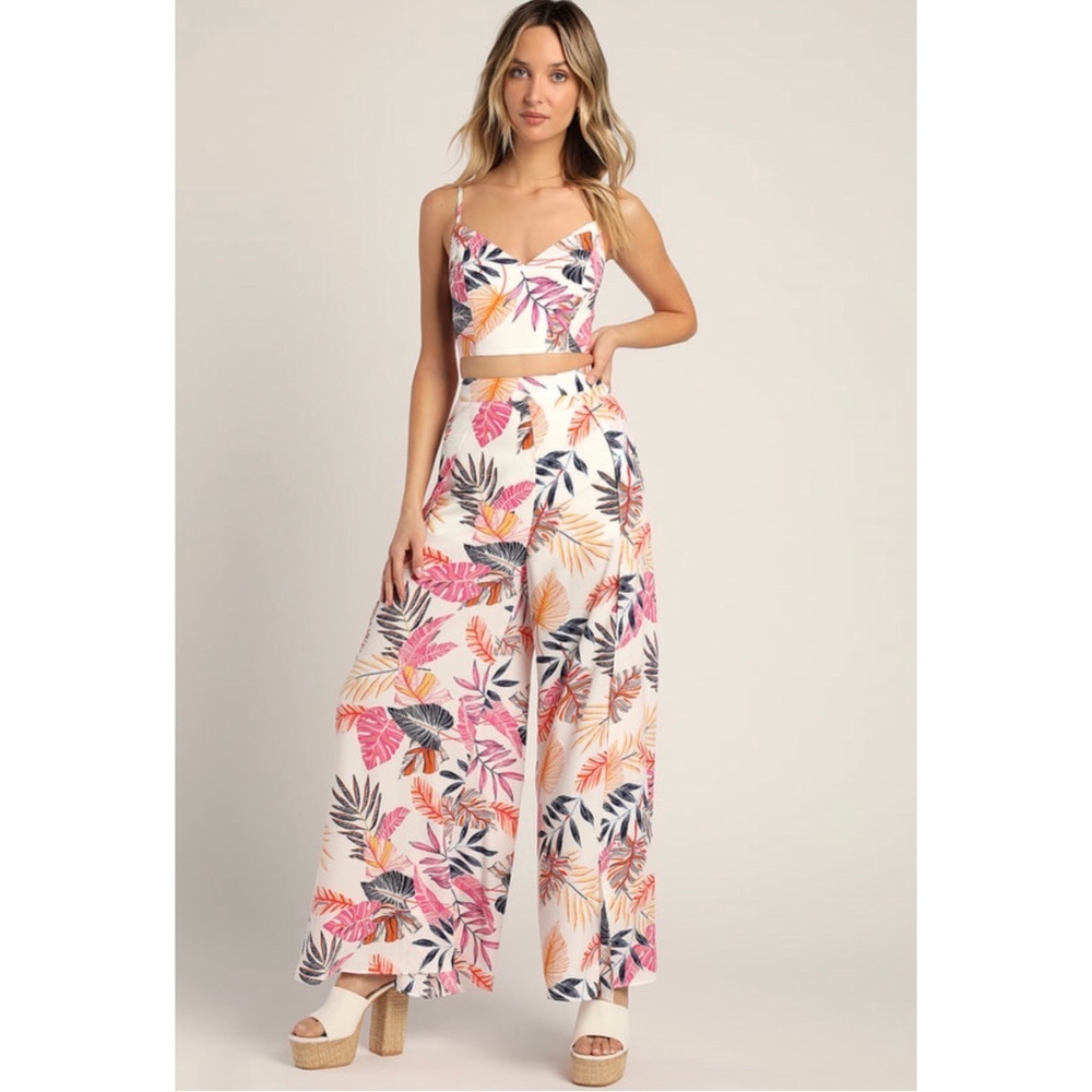 LULUS Side Slit Floral Wide Leg Pants Size M - Picture 2 of 10